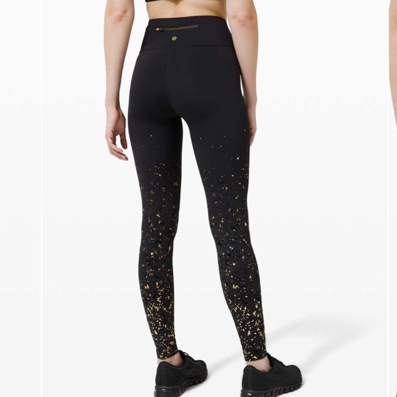 Lululemon NWT Speed Wunder Tight Luna New Year in Black Gold Size 2 - Picture 15 of 16
